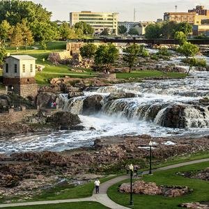 Sioux Falls image