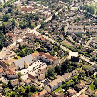 Guyancourt image