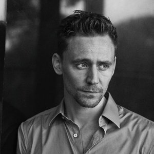 Tom Hiddleston image