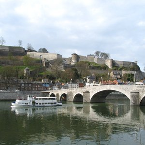 Namur image
