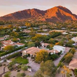 Paradise Valley image