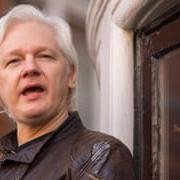 Julian Assange image